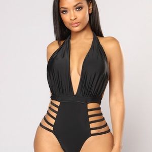 Black  FashionNova strappy monokini swim suit